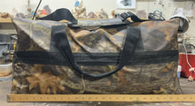 Load image into Gallery viewer, Vintage Gates Camo-Tek Xl Duffel Bag