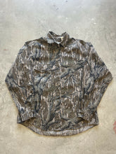 Load image into Gallery viewer, Vintage Women’s Mossy Oak Treestand Camo Button-Up Shirt (M/L)
