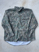 Load image into Gallery viewer, Mossy Oak Greenleaf Camo Button Up Shirt (2XL)