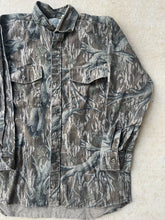 Load image into Gallery viewer, Vintage Mossy Oak Treestand Camo Canvas Button-Up Shirt (M)