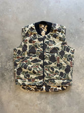 Load image into Gallery viewer, Vintage Duck Camo Reversible Vest (XL)