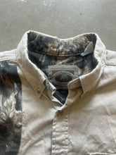 Load image into Gallery viewer, Vintage Mossy Oak Breakup Companions Button-Up Shirt (M)