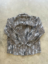 Load image into Gallery viewer, Vintage Distressed Trebark Camo Chamois Shirt (S)