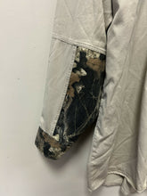 Load image into Gallery viewer, Vintage Mossy Oak Companions Button Up