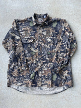 Load image into Gallery viewer, Vintage Mossy Oak Forest Floor Chamois Shirt (2XL)
