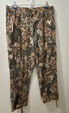 Load image into Gallery viewer, Vintage Mossy Oak Fall Foliage Adjustable Pants 34