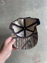 Load image into Gallery viewer, Vintage Mossy Oak Shadow Grass Camo Winglock Calls