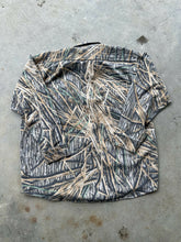 Load image into Gallery viewer, Vintage Mossy Oak Shadowgrass Button Up (XL)