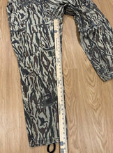 Load image into Gallery viewer, Vintage Rattlers Camo Ducks Unlimited Camo Cargo Pants Large Long