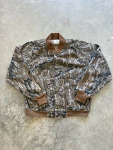 Load image into Gallery viewer, Vintage Mossy Oak Treestand Camo Bomber Jacket (L)