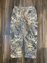 Load image into Gallery viewer, Vintage Mossy Oak Breakup Camo Sweatpants (XL)