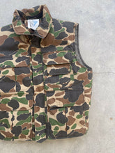 Load image into Gallery viewer, Vintage Trophy Club Duck Camo Vest (M)