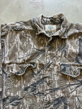 Load image into Gallery viewer, Vintage Distressed Mossy Oak Treestand Camo Chamois Shirt (M)