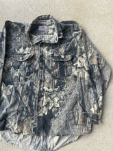 Load image into Gallery viewer, Vintage Mossy Oak Gen 1 Breakup Camo Strap Shirt (2XL)