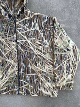 Load image into Gallery viewer, Vintage MossyOak Shadow Grass Camo Fleece Hoodie (XL)