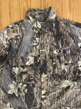 Load image into Gallery viewer, Vintage MossyOak Breakup Camo Short Sleeve Shooting Shirt (XL)