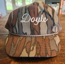 Load image into Gallery viewer, Vintage camo rope cap