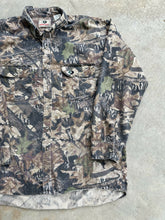 Load image into Gallery viewer, Vintage MossyOak ForestFloor Camo Button-Up(L/XL)