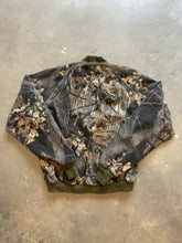 Load image into Gallery viewer, Vintage Mossy Oak Breakup Camo Bomber Jacket (3XL)