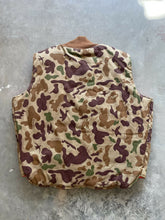 Load image into Gallery viewer, Vintage Bob Allen Ducks Unlimited Camo Reversible Vest (L)