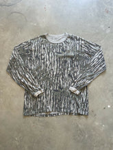 Load image into Gallery viewer, Vintage Realtree Long Sleeve Shirt (M)