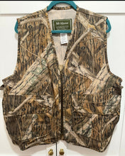 Load image into Gallery viewer, McAlister Shadow Branch Waxed Canvas Vest (M)