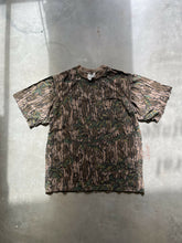 Load image into Gallery viewer, Vintage Mossy Oak Greenleaf Camo T-Shirt (M)