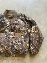 Load image into Gallery viewer, Vintage Mossy Oak Breakup Camo Columbia Puffer Jacket (XL)
