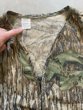 Load image into Gallery viewer, Vintage Realtree Camo Bird Vest (XL)