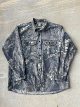 Load image into Gallery viewer, Vintage Cabela’s Mossy Oak Gen 1 Breakup Camo Chamois Shirt (2XL Tall)