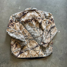 Load image into Gallery viewer, 2000’s Fusion 3-D Camo Insulated Button Up Shirt (XL)