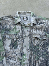 Load image into Gallery viewer, Vintage Realtree Deerskin Chamios (L/XL)