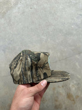 Load image into Gallery viewer, Vintage Realtree Camo Archers Habitat SnapBack Hat