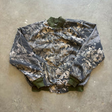 Load image into Gallery viewer, Vintage Mossy Oak Breakup Camo Bomber Jacket (XL)