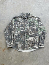 Load image into Gallery viewer, 90’s Rattlers Brand Realtree Camo Chamios Shirt (L) 🇺🇸