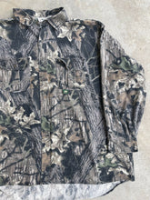 Load image into Gallery viewer, Vintage MossyOak Breakup Camo First Gen Button Up Shirt (XXL)