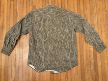 Load image into Gallery viewer, Used Size M Browning Bottomland Wasatch Button Down Shirt