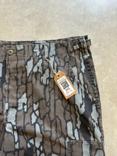 Load image into Gallery viewer, Vintage Trebark Camo Pants (2XL)