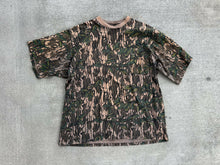 Load image into Gallery viewer, Vintage Mossy Oak greenleaf tee