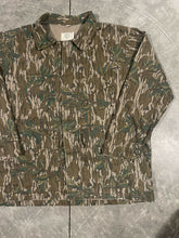 Load image into Gallery viewer, Mossy Oak Greenleaf 3 Pocket Jacket (XXL)