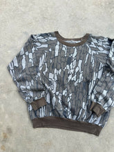 Load image into Gallery viewer, Vintage Treebark Camo Crewneck (M)