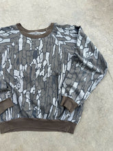 Load image into Gallery viewer, Vintage Treebark Camo Crewneck (M)