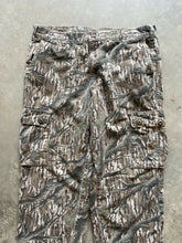 Load image into Gallery viewer, Vintage Mossy Oak Treestand Camo Adjustable Waist Pants (L)