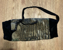 Load image into Gallery viewer, Vintage Realtree Hand Warmer
