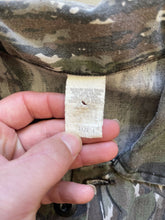 Load image into Gallery viewer, Vintage Realtree Camo 3-Pocket Jacket (L)