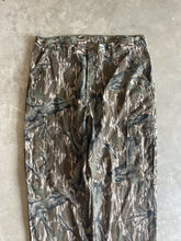 Load image into Gallery viewer, Vintage Mossy Oak Treestand Camo Pants (XL)