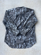 Load image into Gallery viewer, Vintage Trebark Camo Chamois Shirt (2XL)