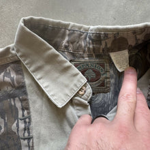 Load image into Gallery viewer, 1990’s Mossy Oak Treestand Camo Companions Button Up Shirt (XL)