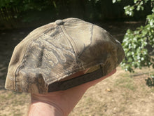 Load image into Gallery viewer, Realtree Mathew’s SoloCam SnapBack