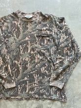 Load image into Gallery viewer, Vintage Mossy Oak Treestand Camo Long Sleeve Shirt (M)